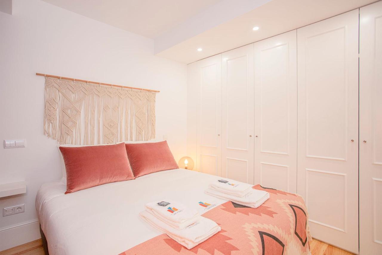 Liiiving In Porto - Flores Design Experience Apartments Luaran gambar